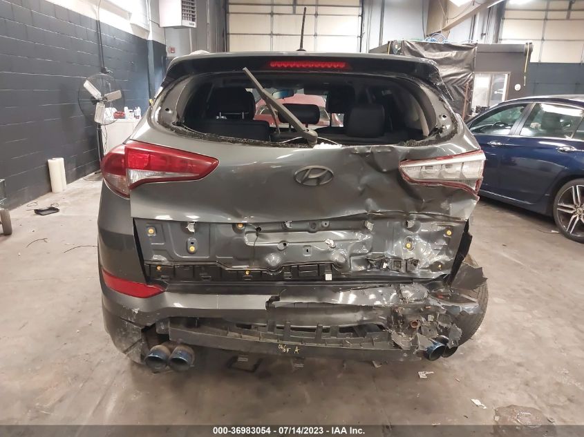 2017 HYUNDAI TUCSON SE - KM8J3CA46HU521934
