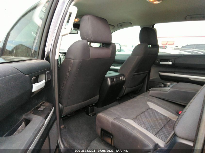 2017 TOYOTA TUNDRA 4WD SR5/TRD PRO - 5TFDW5F1XHX590837