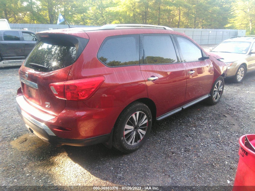 VIN 5N1DR2MM5HC698644 2017 NISSAN PATHFINDER SV