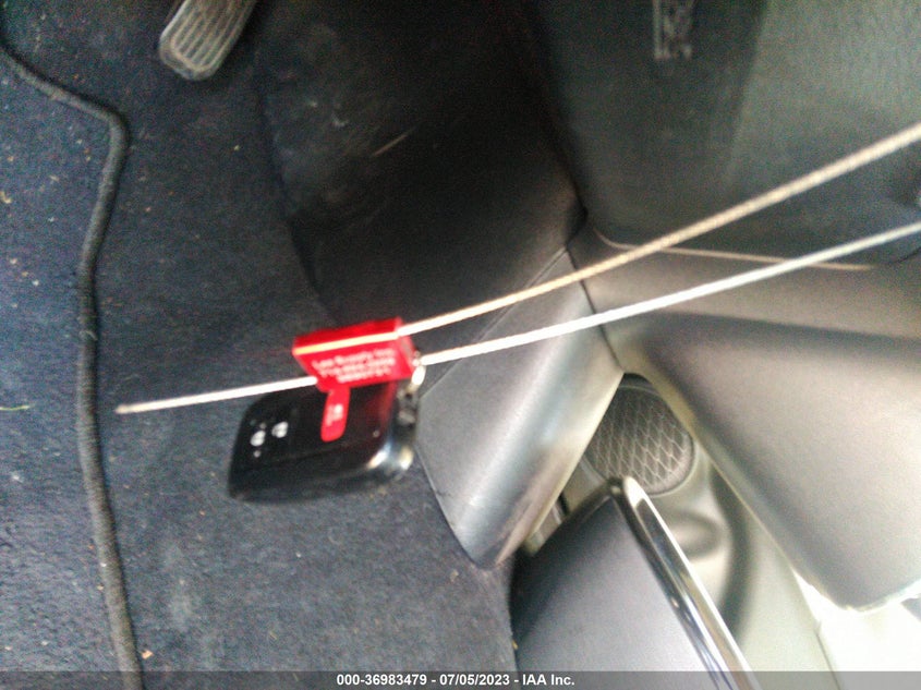 VIN JTDL9RFU5L3015260 2020 TOYOTA PRIUS LE/XLE