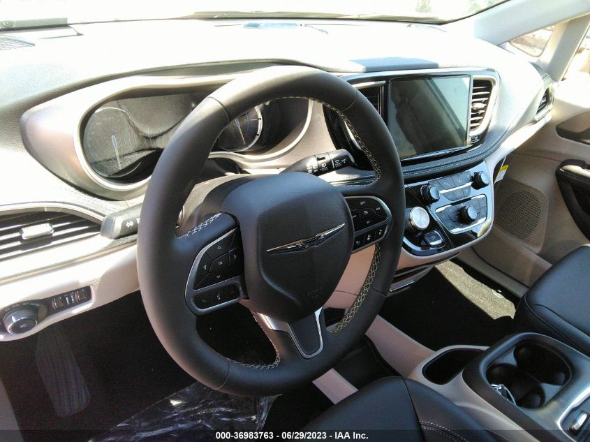2023 CHRYSLER PACIFICA HYBRID TOURING L - 2C4RC1L74PR580012