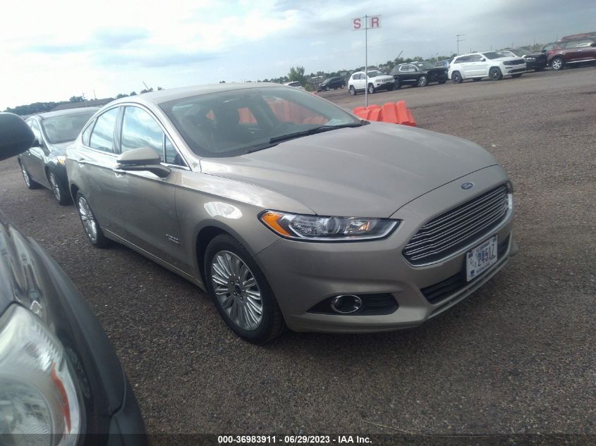 2016 FORD FUSION ENERGI SE LUXURY - 3FA6P0PU3GR160629