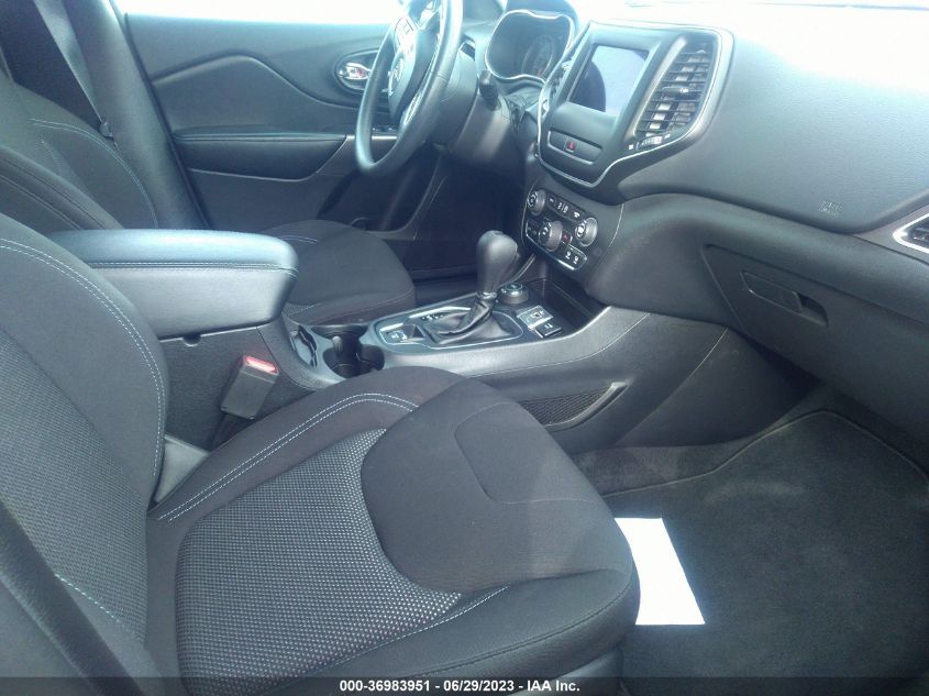 2019 JEEP CHEROKEE LATITUDE - 1C4PJMCB3KD440211