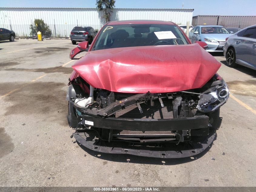 2017 HYUNDAI ELANTRA LIMITED - 5NPD84LF1HH082708