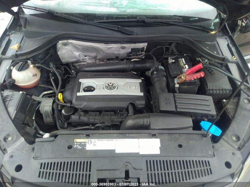 2017 VOLKSWAGEN TIGUAN SPORT - WVGUV7AX9HK030343