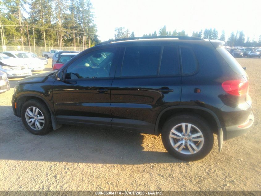 2017 VOLKSWAGEN TIGUAN - WVGBV7AX8HK012696