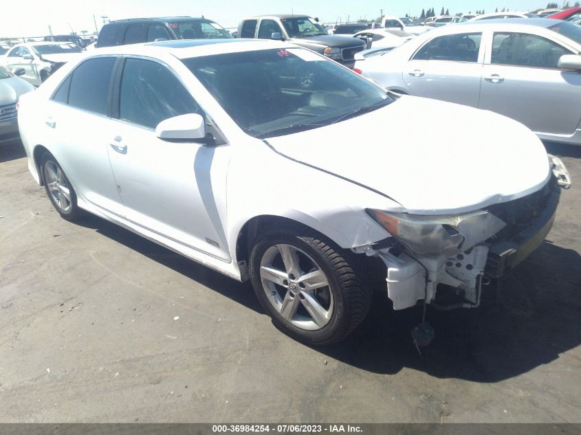 2014 TOYOTA CAMRY HYBRID LE/XLE/SE LIMITED EDITION - 4T1BD1FK6EU138925