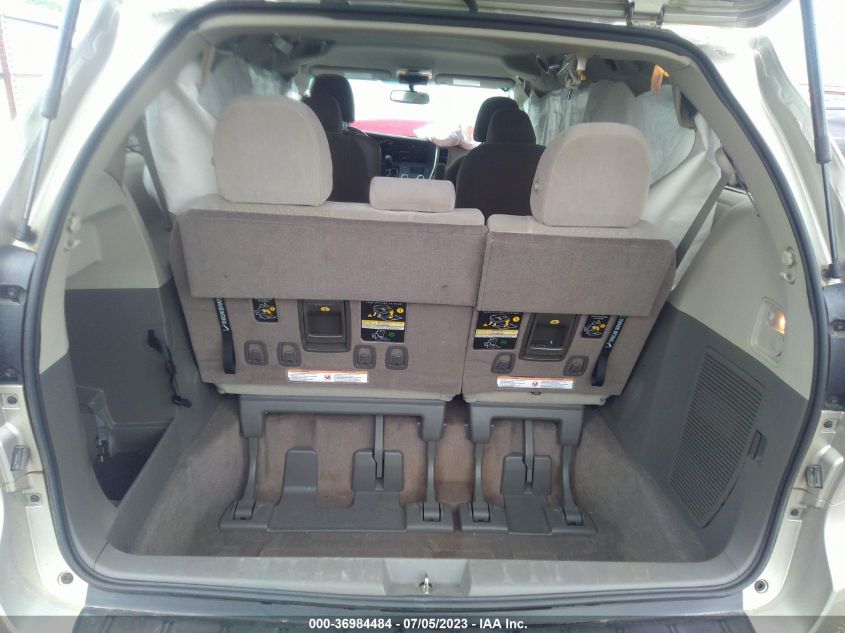 2015 TOYOTA SIENNA LE - 5TDKK3DC3FS581749