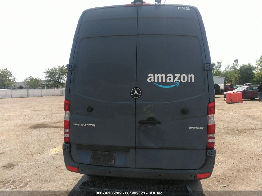2018 MERCEDES-BENZ SPRINTER CARGO VAN - WD3PE7CD9JP637642