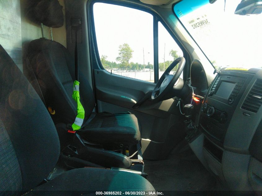 2018 MERCEDES-BENZ SPRINTER CARGO VAN - WD3PE7CD9JP637642