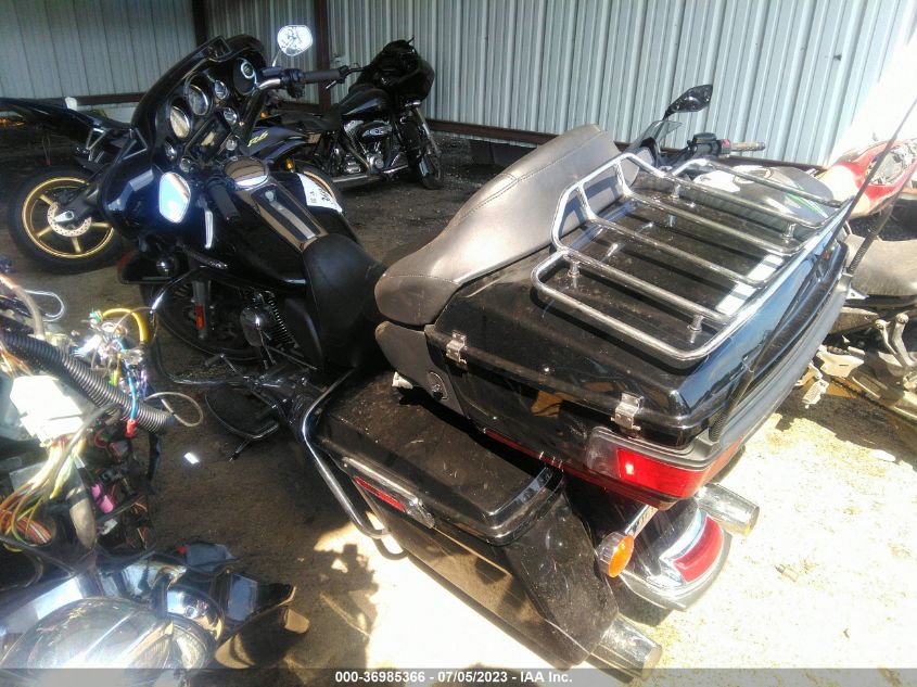 2011 HARLEY-DAVIDSON FLHTK - 1HD1KEM17BB654238