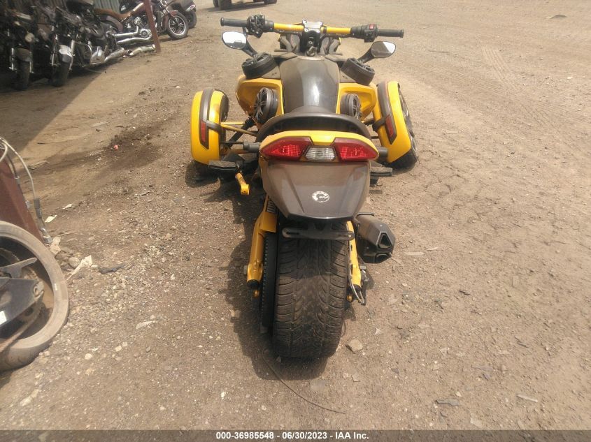 2017 CAN-AM SPYDER ROADSTER F3/F3-S/F3-S SPECIAL SER 2BXRDDD2XHV001311