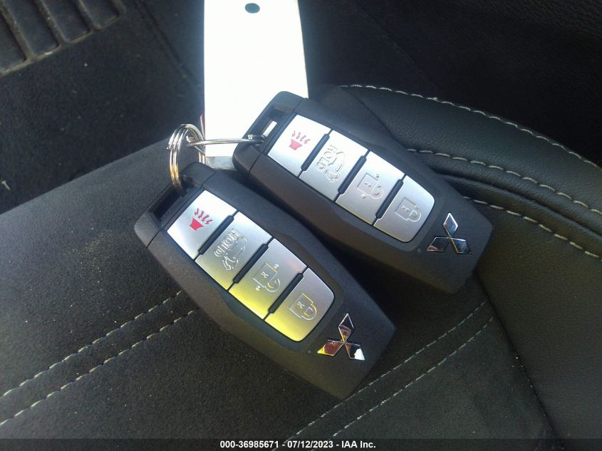 2023 MITSUBISHI OUTLANDER SE/SE BLACK EDITION - JA4J4UA80PZ040082