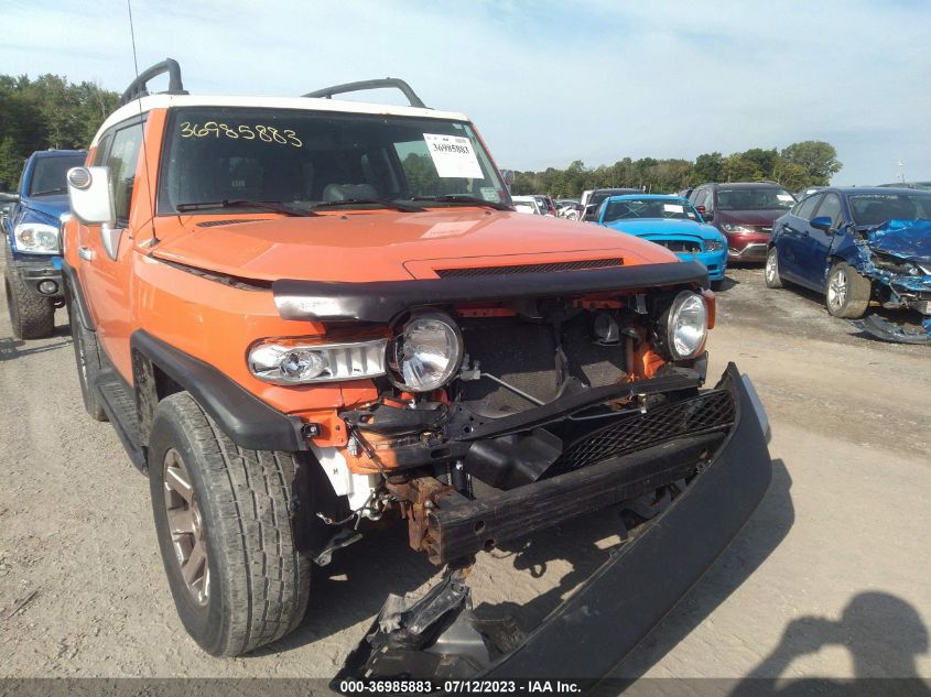 2014 TOYOTA FJ CRUISER JTEBU4BF7EK190229