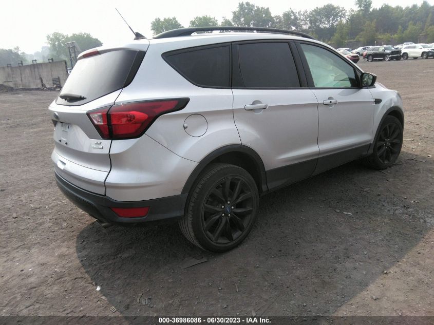 2019 FORD ESCAPE SE - 1FMCU0GD1KUB47445