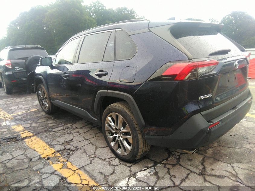2019 TOYOTA RAV4 XLE PREMIUM - JTMC1RFV1KD507597