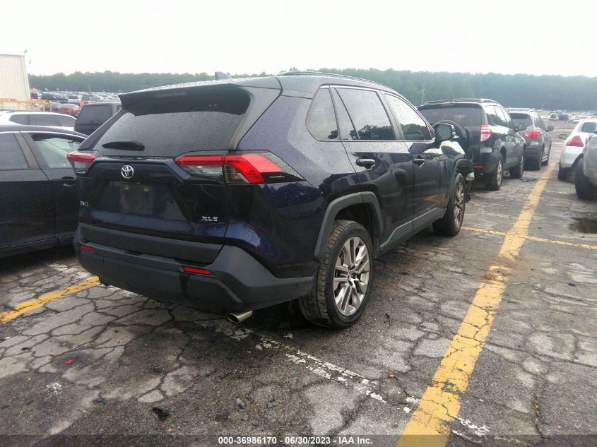 2019 TOYOTA RAV4 XLE PREMIUM - JTMC1RFV1KD507597