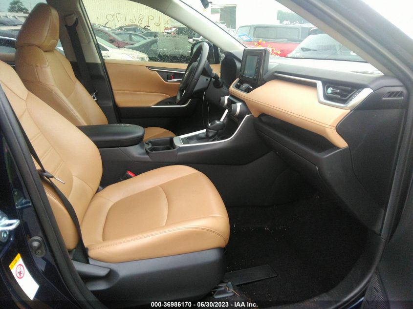 2019 TOYOTA RAV4 XLE PREMIUM - JTMC1RFV1KD507597