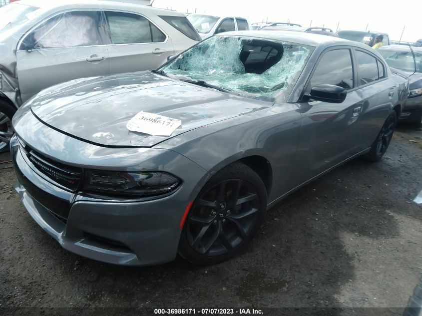 2C3CDXBG2KH572338 Dodge Charger SXT 2