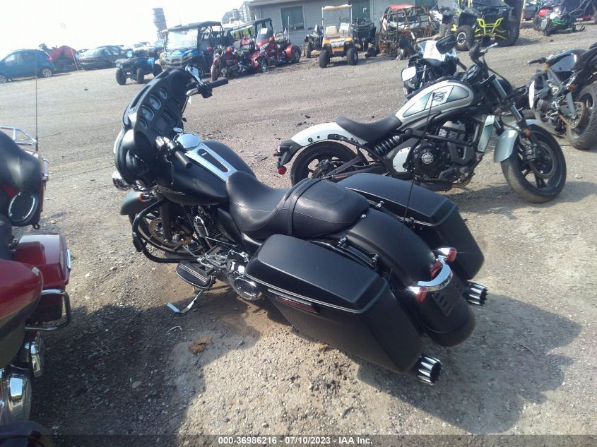 2016 HARLEY-DAVIDSON FLHX STREET GLIDE - 1HD1KBM15GB633006