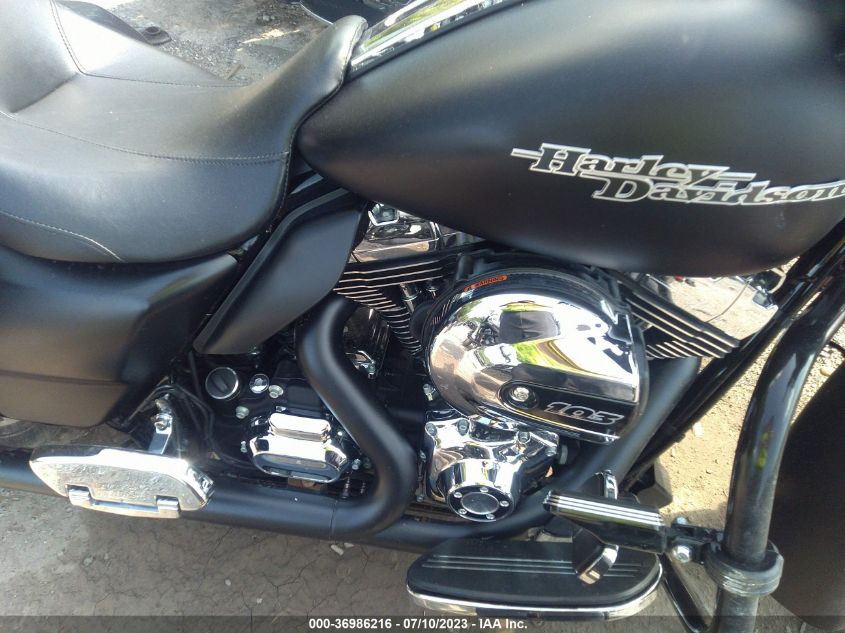 2016 HARLEY-DAVIDSON FLHX STREET GLIDE - 1HD1KBM15GB633006