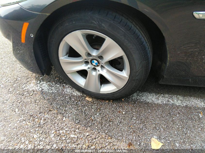 2013 BMW 5 SERIES 528I XDRIVE - WBAXH5C59DD106941