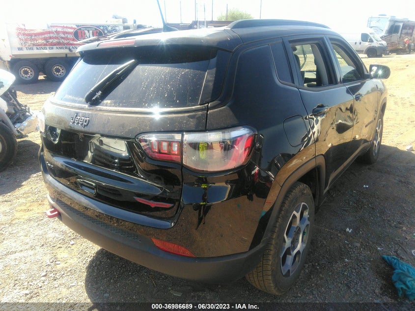 VIN 3C4NJDDB2NT195597 2022 JEEP COMPASS TRAILHAWK