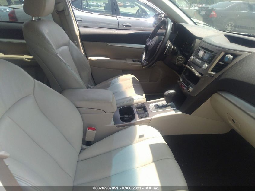 2013 SUBARU LEGACY 2.5I PREMIUM - 4S3BMBG60D3027027