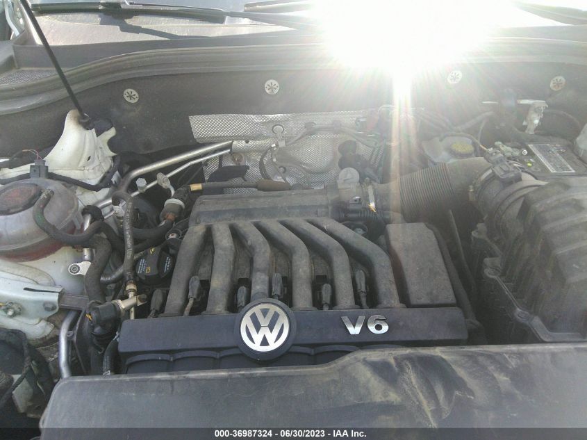 2019 VOLKSWAGEN ATLAS 3.6L V6 SE W/TECHNOLOGY - 1V2UR2CAXKC559143