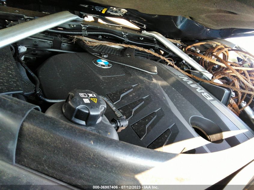 2024 BMW X7 XDRIVE40I - 5UX23EM08R9S23904