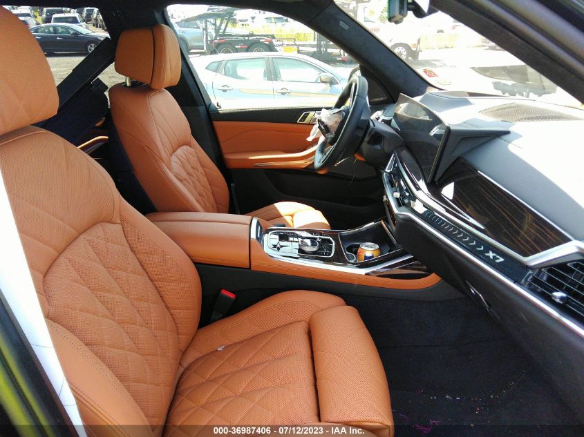 2024 BMW X7 XDRIVE40I - 5UX23EM08R9S23904