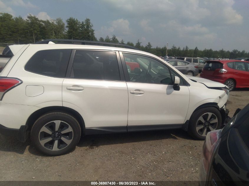 2018 SUBARU FORESTER PREMIUM - JF2SJAEC8JH425629