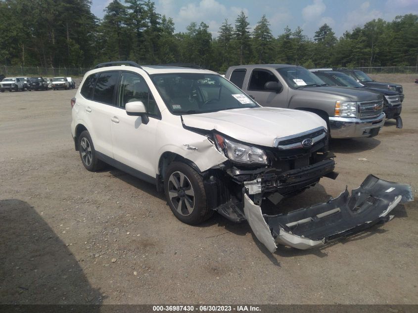 2018 SUBARU FORESTER PREMIUM - JF2SJAEC8JH425629