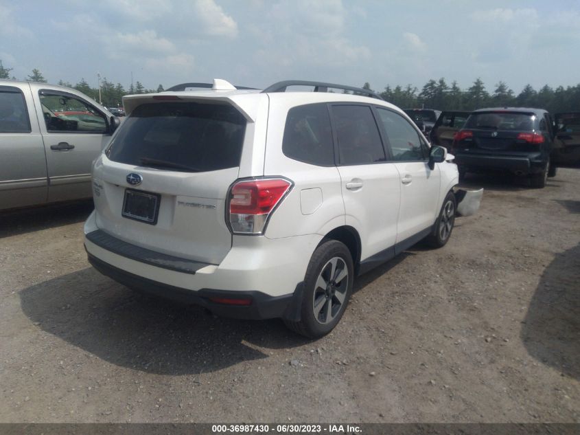 2018 SUBARU FORESTER PREMIUM - JF2SJAEC8JH425629