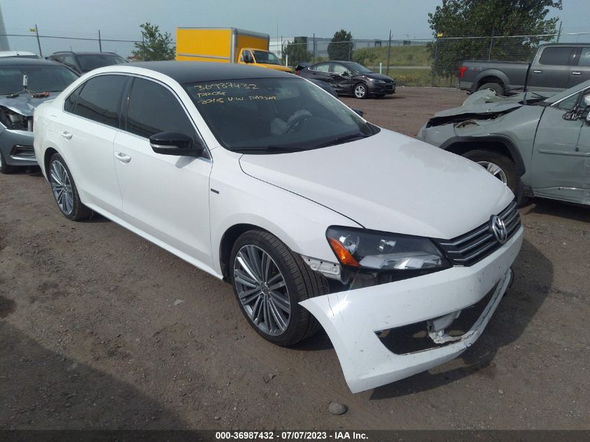 2015 VOLKSWAGEN PASSAT SE - 1VWBT7A37FC024236