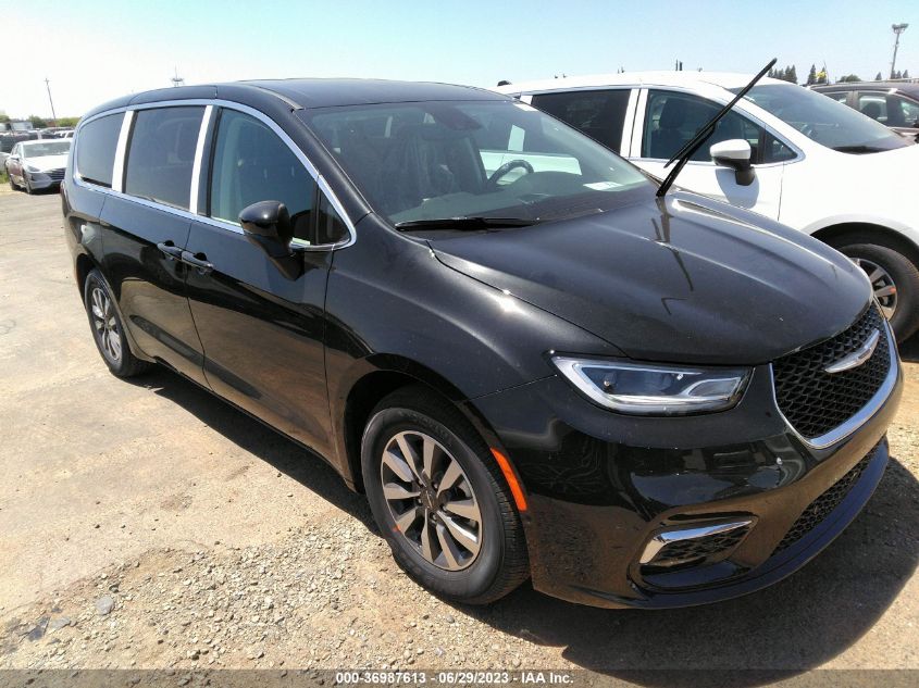 2023 CHRYSLER PACIFICA HYBRID TOURING L - 2C4RC1L72PR580011