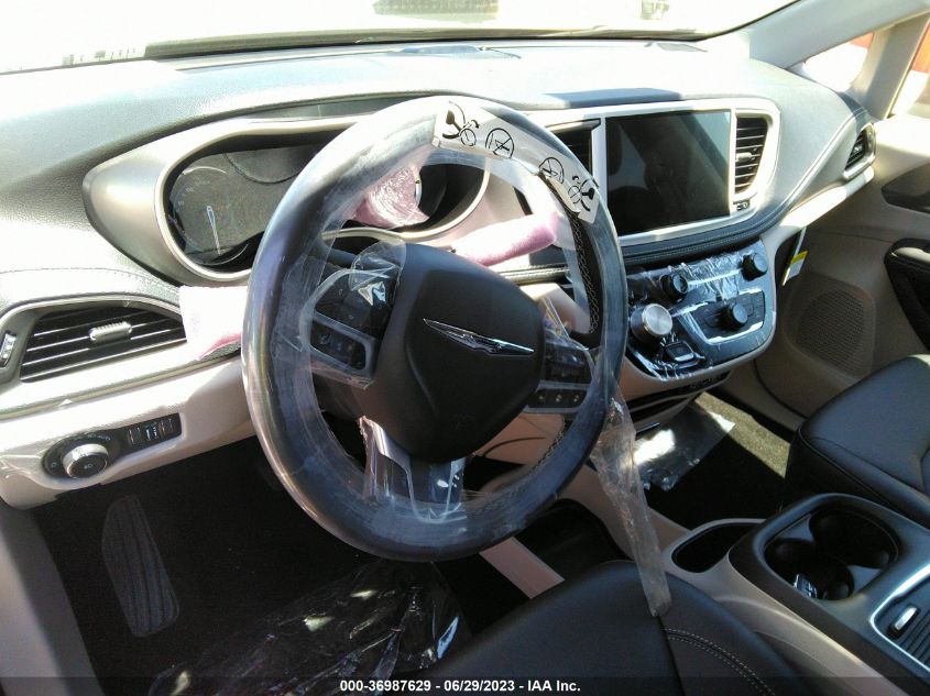 2023 CHRYSLER PACIFICA HYBRID TOURING L - 2C4RC1L7XPR580001