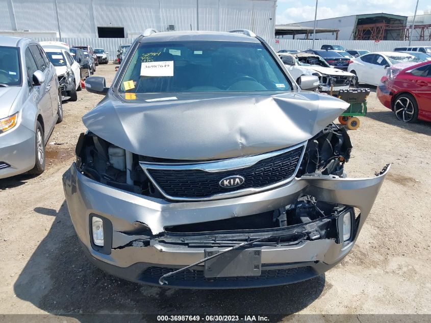 2014 KIA SORENTO LX - 5XYKT3A64EG433570