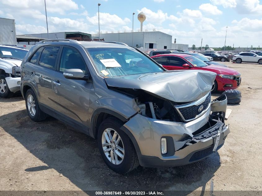 2014 KIA SORENTO LX - 5XYKT3A64EG433570