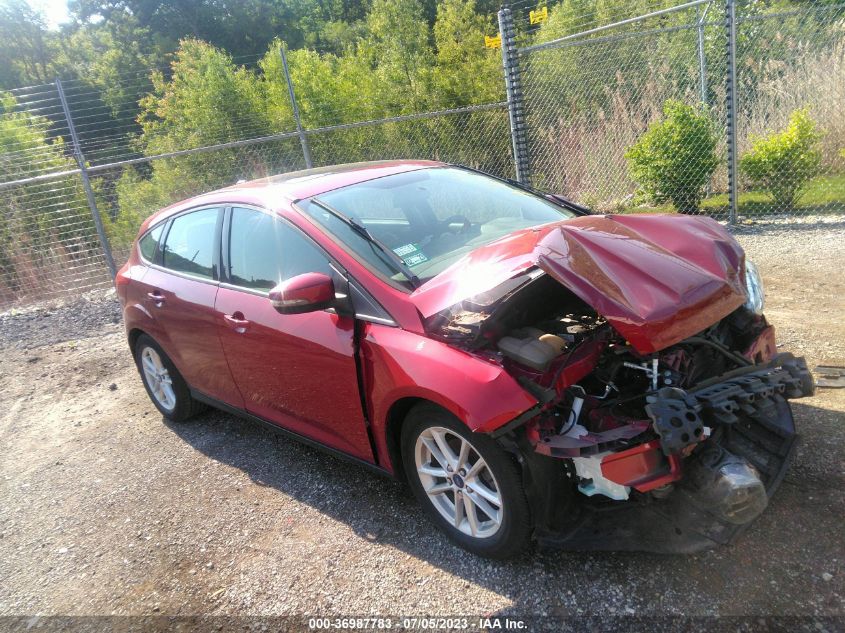 2015 FORD FOCUS SE - 1FADP3K27FL305022