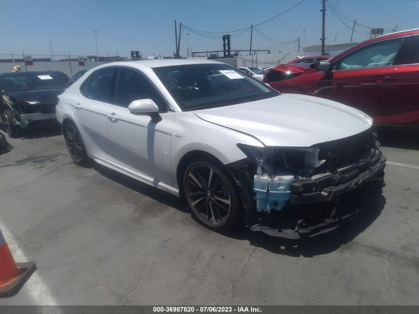 2018 TOYOTA CAMRY XSE - 4T1B61HK8JU006315