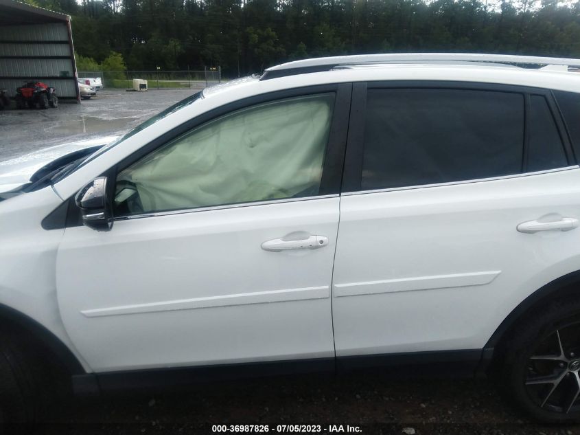 2017 TOYOTA RAV4 SE - JTMNFREV2HD098675