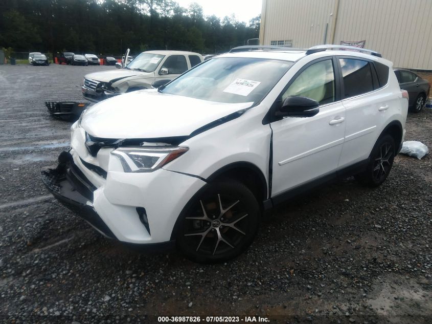 2017 TOYOTA RAV4 SE - JTMNFREV2HD098675