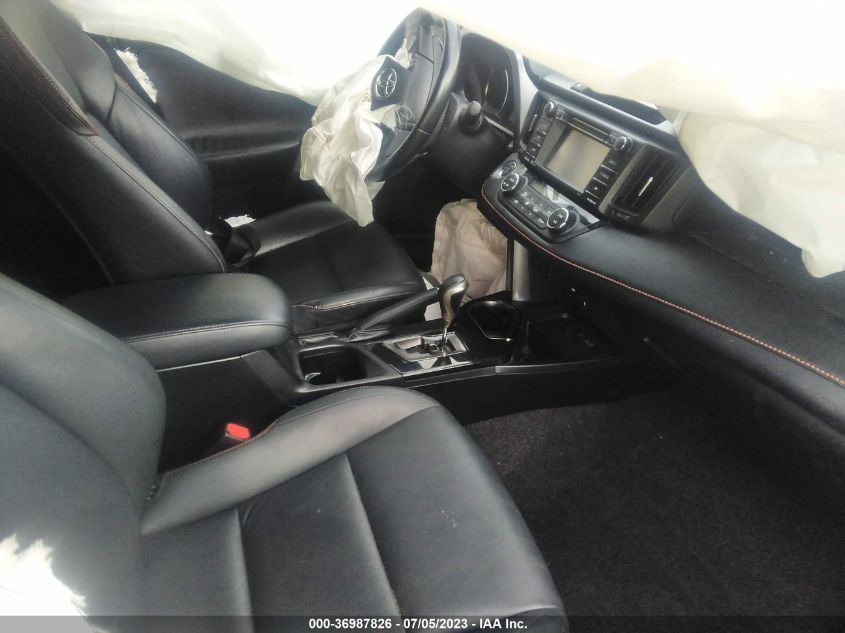 2017 TOYOTA RAV4 SE - JTMNFREV2HD098675