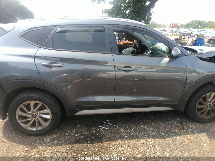 2017 HYUNDAI TUCSON SE - KM8J3CA41HU574220