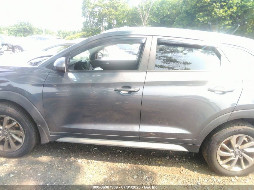 2017 HYUNDAI TUCSON SE - KM8J3CA41HU574220