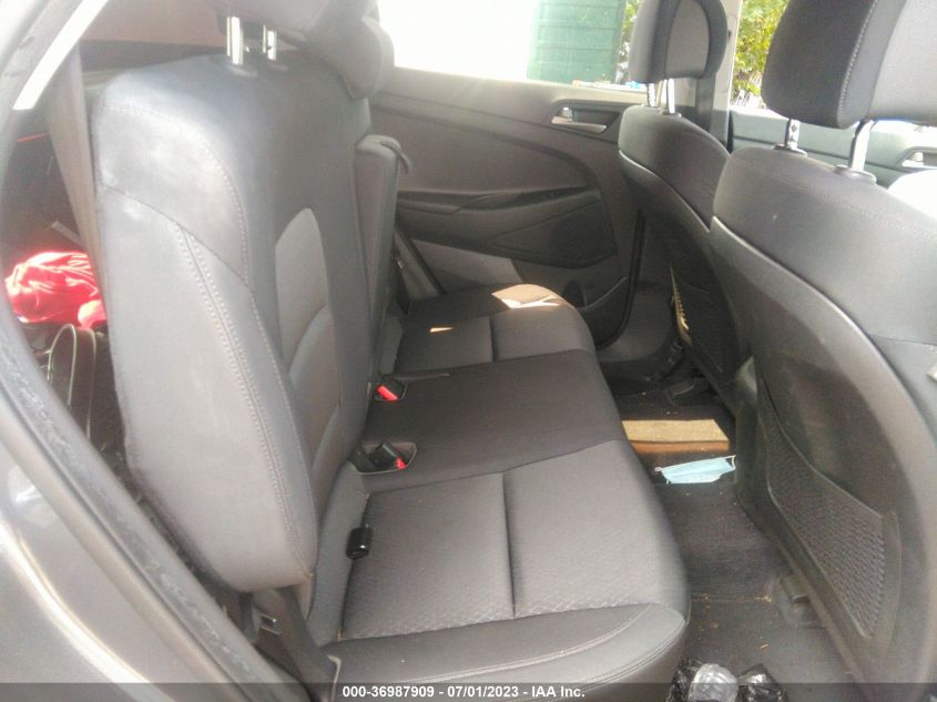 2017 HYUNDAI TUCSON SE - KM8J3CA41HU574220