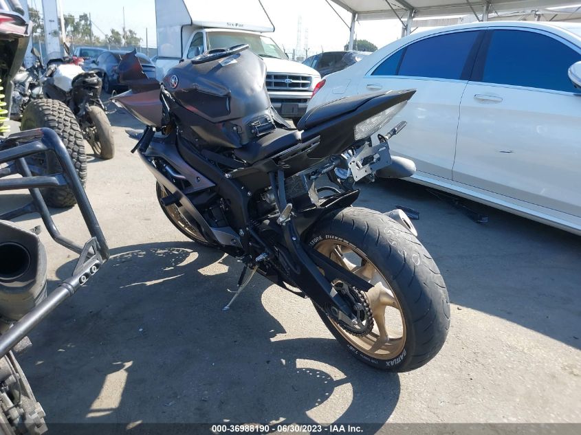 2014 YAMAHA YZFR6 C JYARJ16Y7EA008603