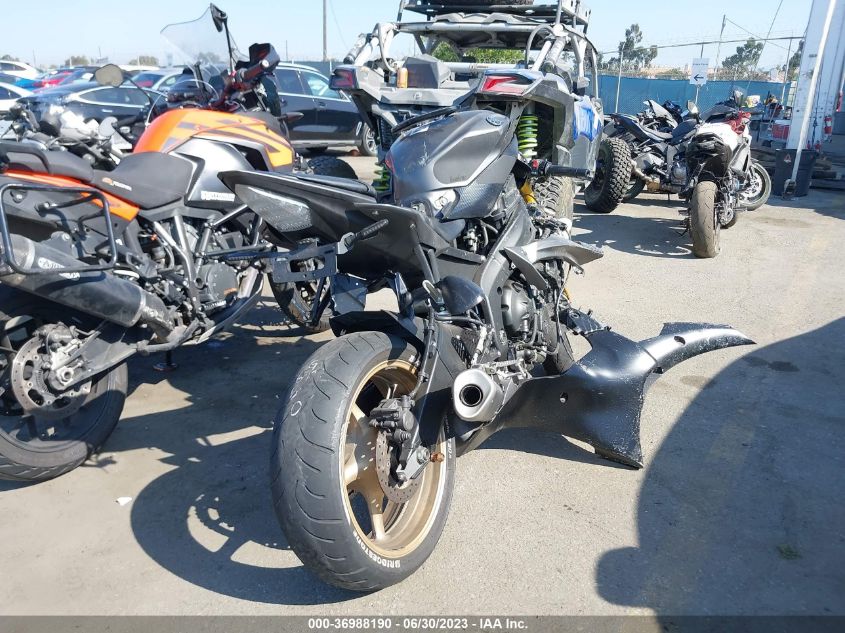 2014 YAMAHA YZFR6 C JYARJ16Y7EA008603