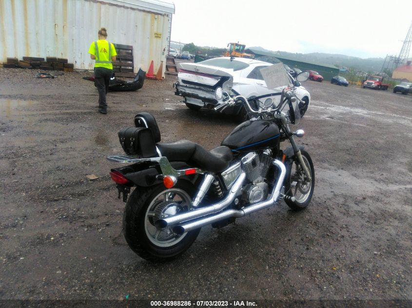 2002 HONDA VT1100 C 1HFSC18002A604323